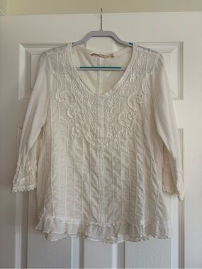 Soft Surroundings White Embroidered V-Neck Tunic / Cover-up